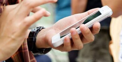 ¿Cómo desbloquear el teléfono?