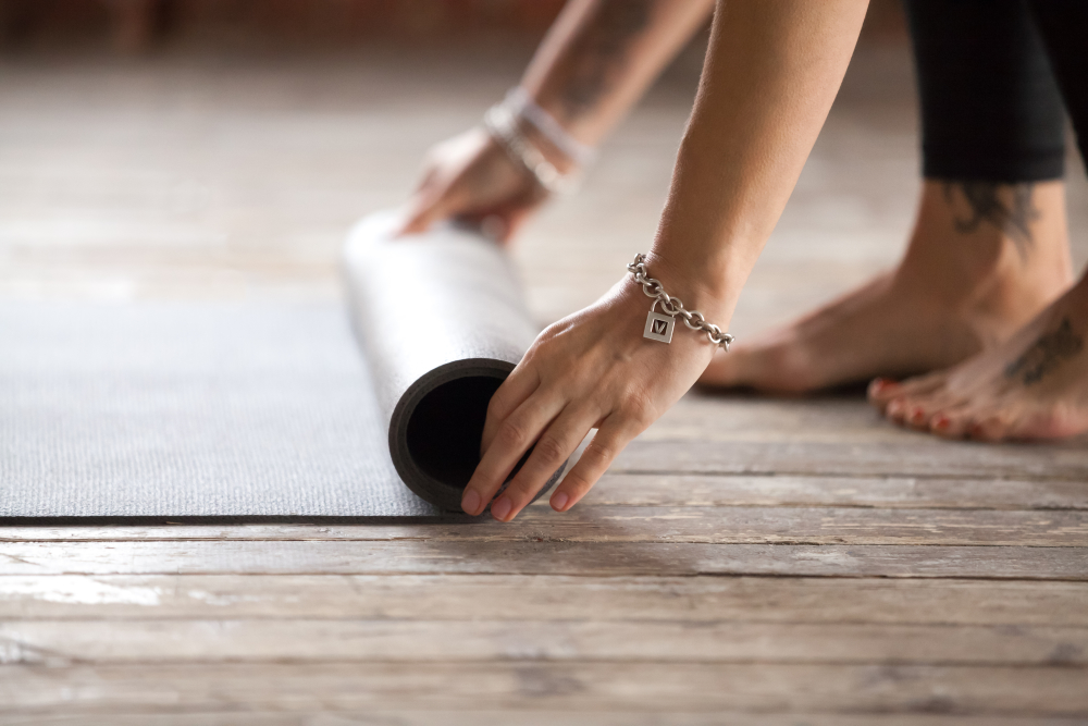 Cómo elegir la esterilla de yoga más adecuada 1 Cómo elegir la esterilla de yoga más adecuada