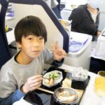 Esto es lo que debes comer durante y después de un vuelo largo
