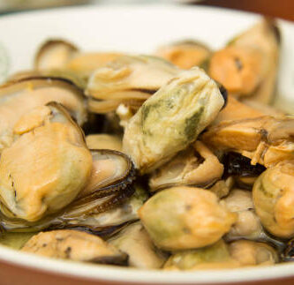 Descubre el Sabor del Mar: Cómo Elegir y Disfrutar de Mejillones en Lata de Calidad