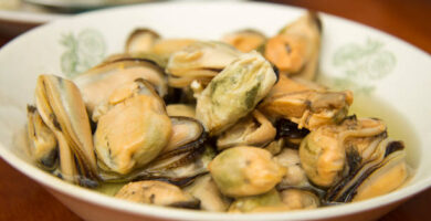 Descubre el Sabor del Mar: Cómo Elegir y Disfrutar de Mejillones en Lata de Calidad 13 Descubre el Sabor del Mar: Cómo Elegir y Disfrutar de Mejillones en Lata de Calidad