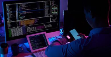 Desarrollo de Software: La Evolución Constante en la Era Digital 12 Desarrollo de Software: La Evolución Constante en la Era Digital